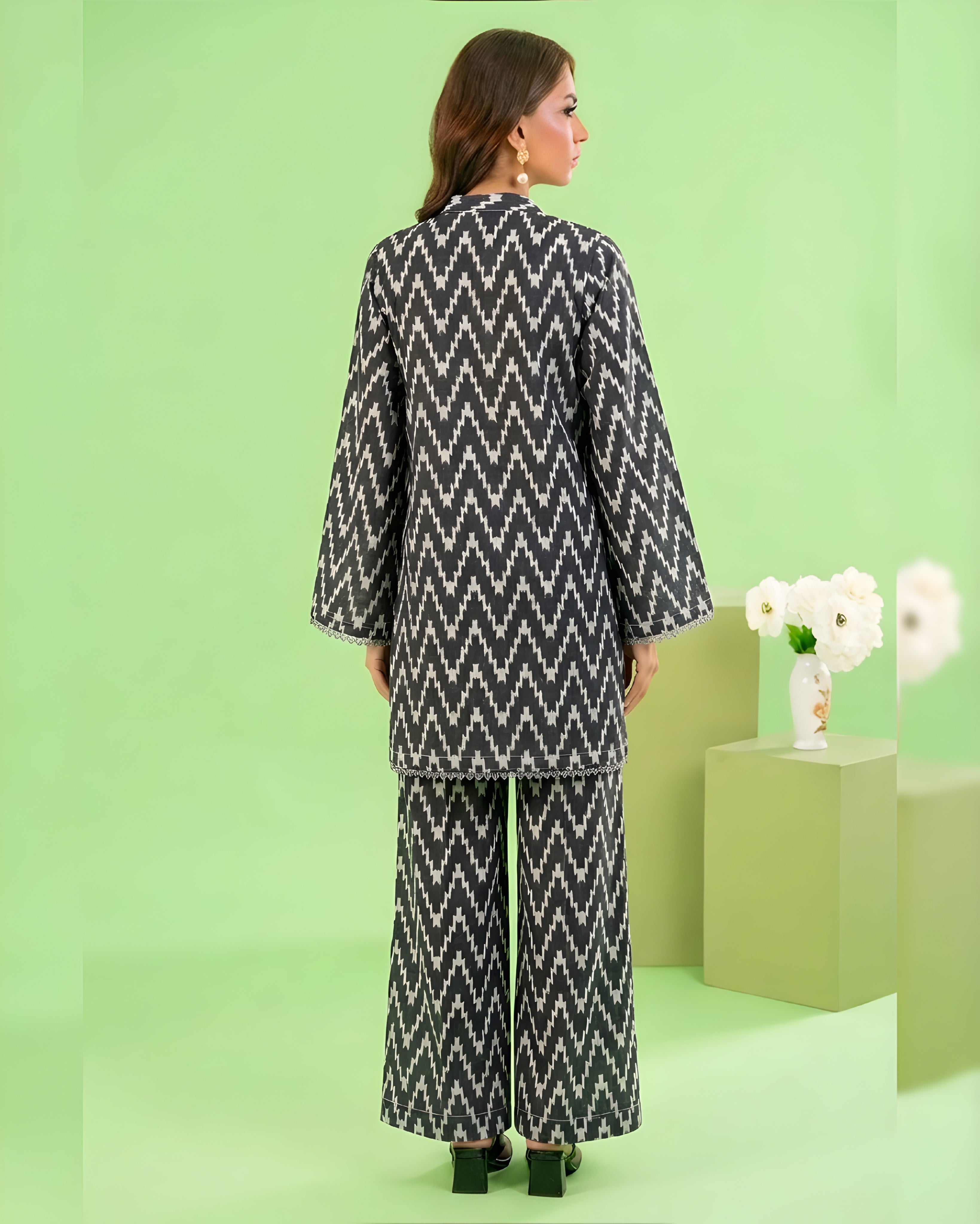 2-PC Print Lawn (Unstitch) 04
