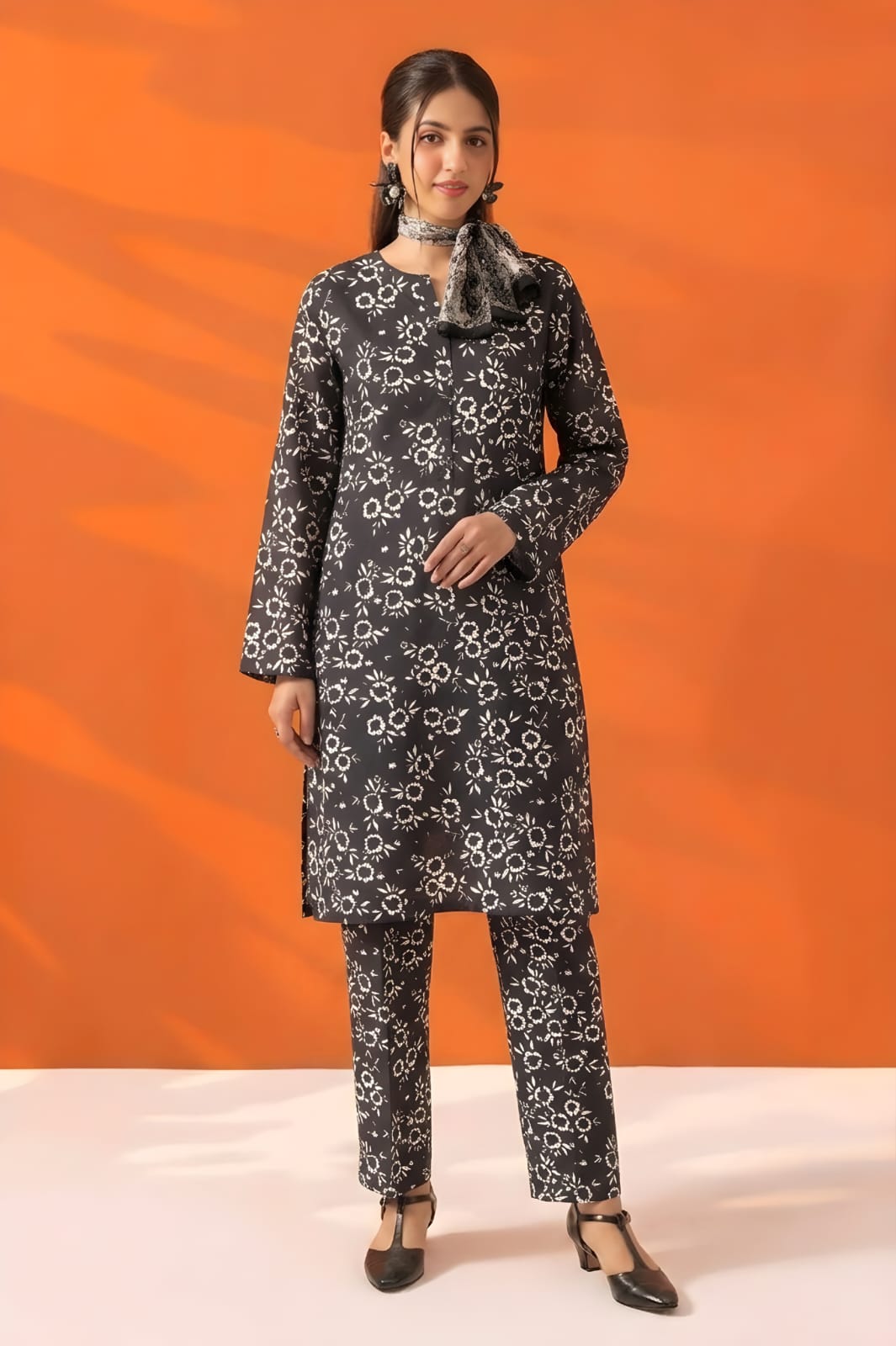 2-PC Print Lawn (Unstitch) 32